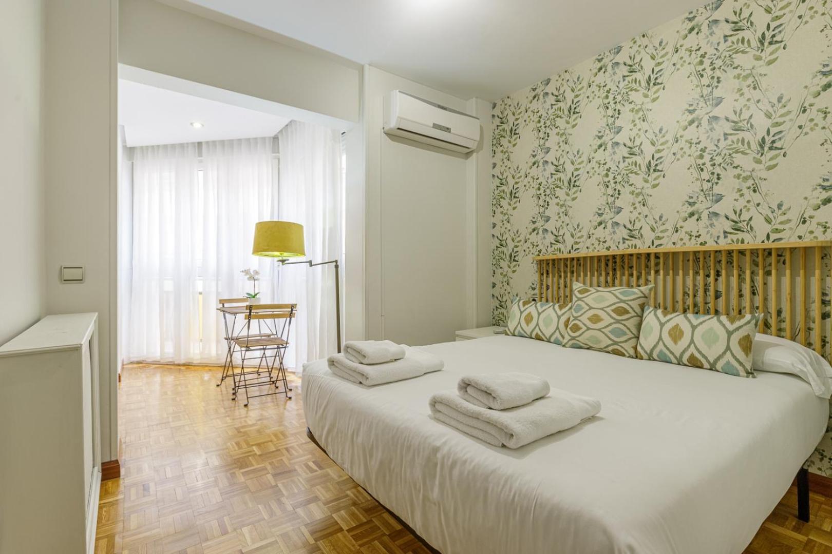 Beach Malagueta By Caleta Homes Malaga Ngoại thất bức ảnh