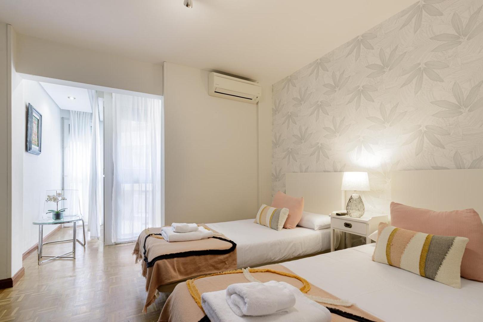 Beach Malagueta By Caleta Homes Malaga Ngoại thất bức ảnh